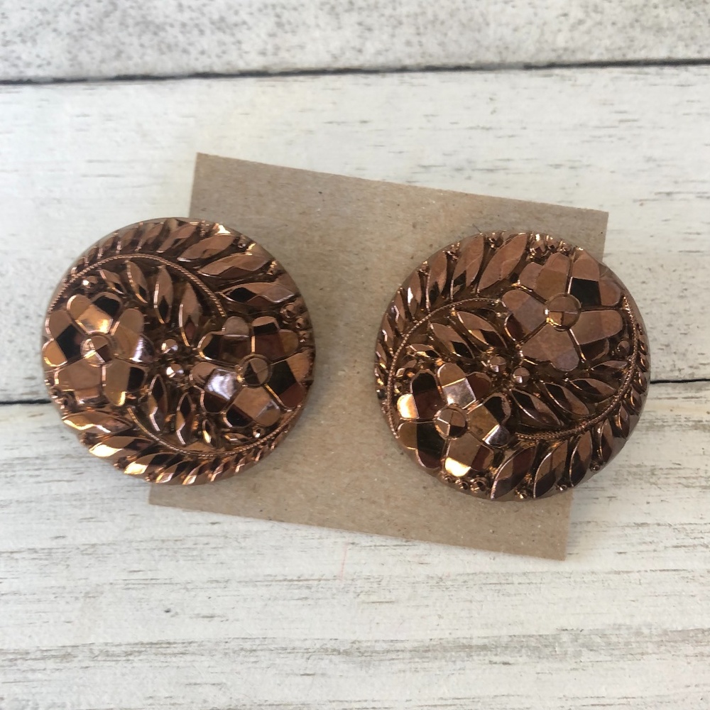 Vintage clip on earrings